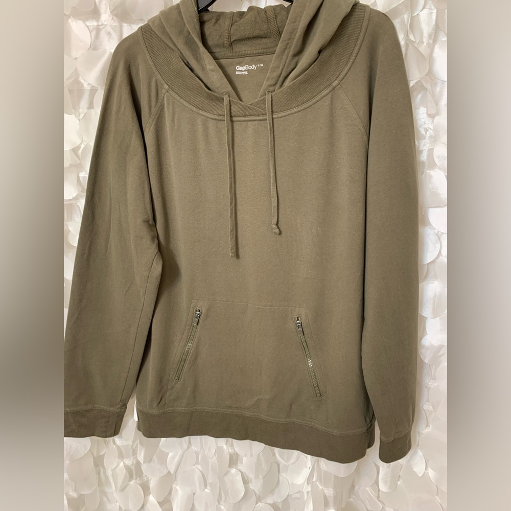 GAP Sweat Shirt with kangaroo front pocket
